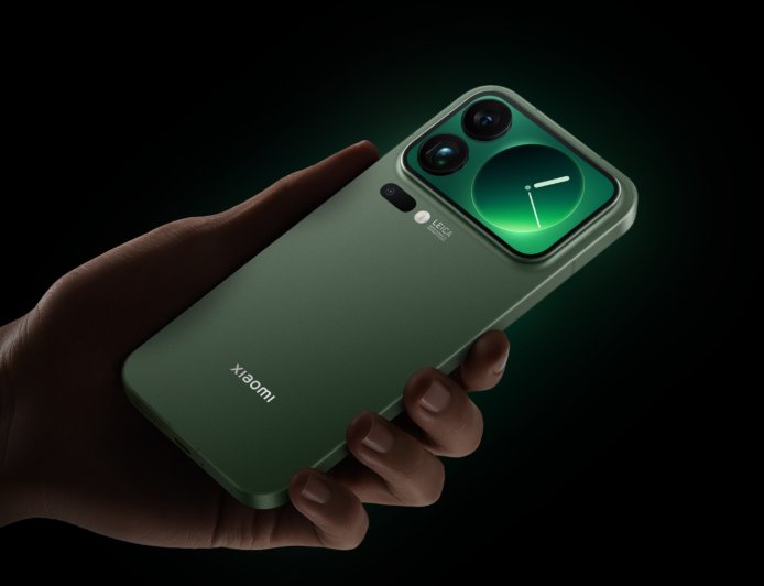 Xiaomi 18 Pro Max Is Coming for the Flagship Crown With an 8,500mAh Battery and Two 200MP Leica Cameras