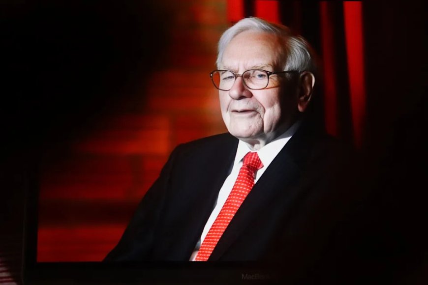 Warren Buffett Finally Steps Away From Berkshire’s Top Chair After 56 Years