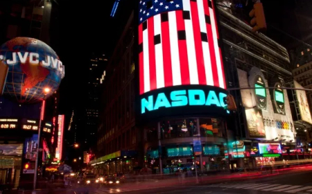 US Stock Market Today: Wall Street Heads Into October With Nasdaq Near Record as Fed Pressure Eases