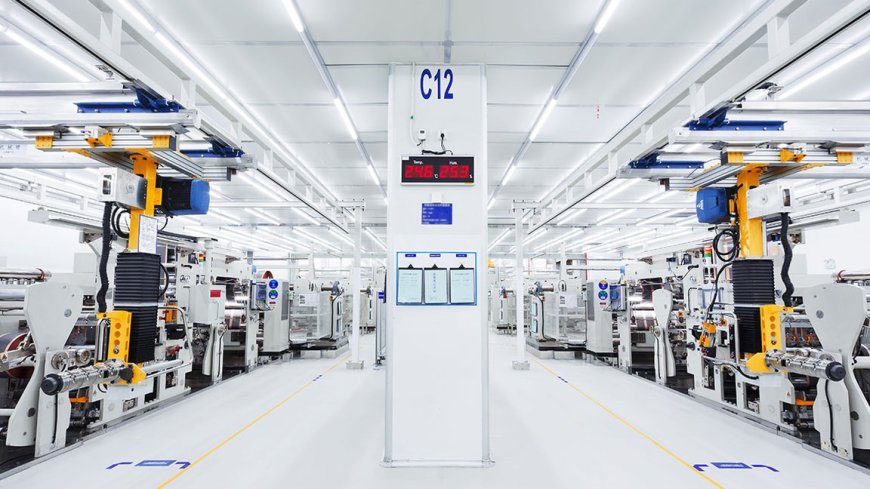 Huawei-affiliated Yinwang signs CATL battery-swapping agreement